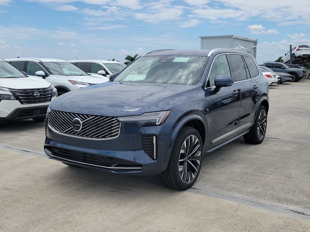 New 2026 Volvo XC90 plug-in hybrid T8 Ultra 7-Seater SUV