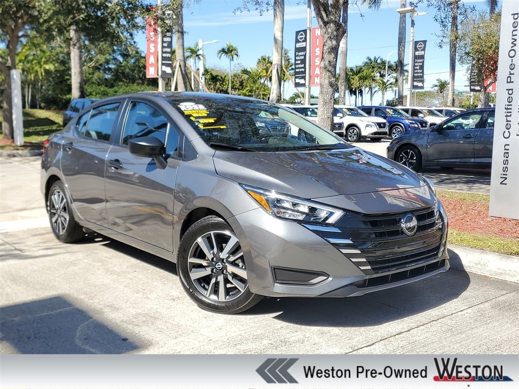 2025 Nissan Versa Sedan S