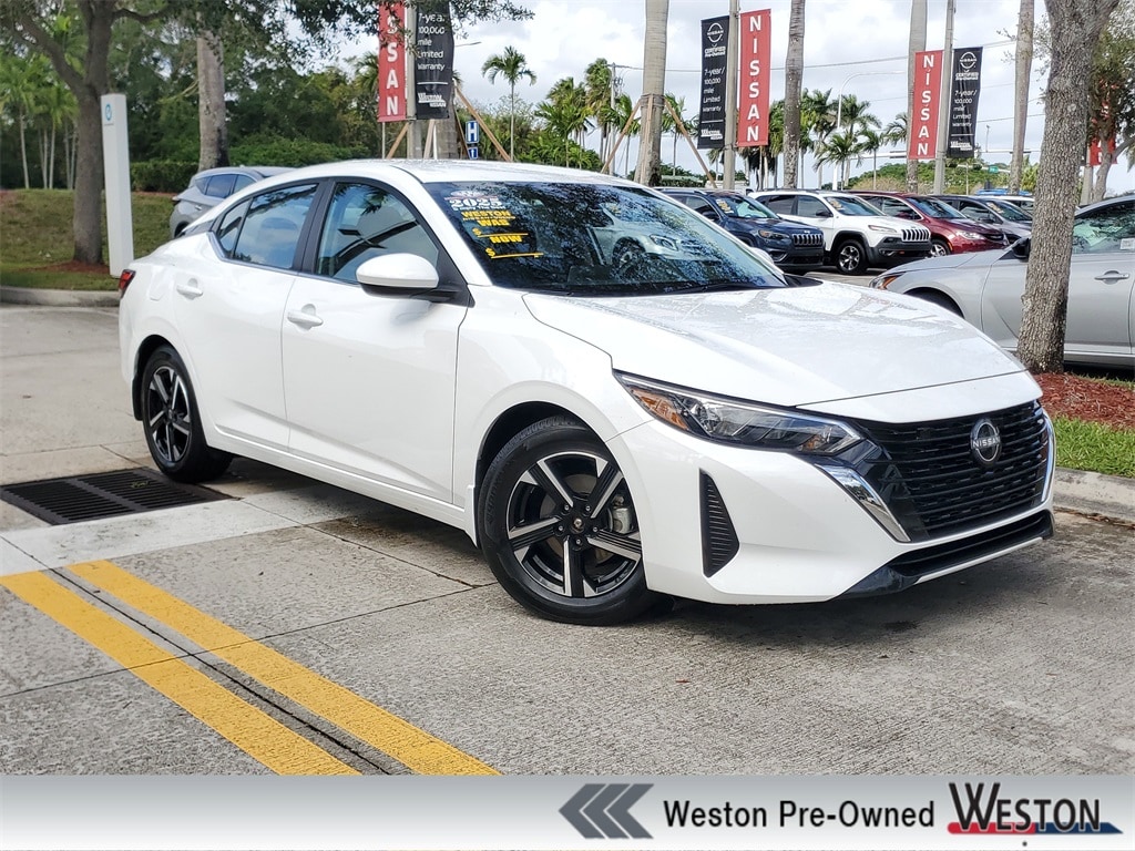 2025 Nissan Sentra SV's photo