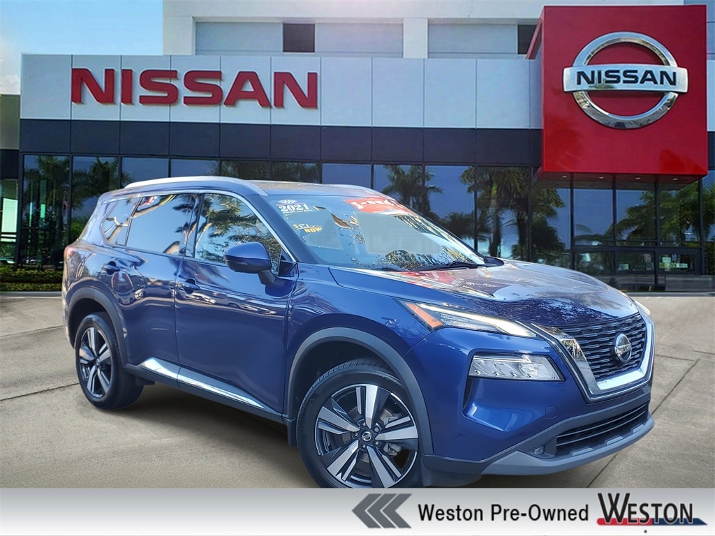 2021 Nissan Rogue SL's photo