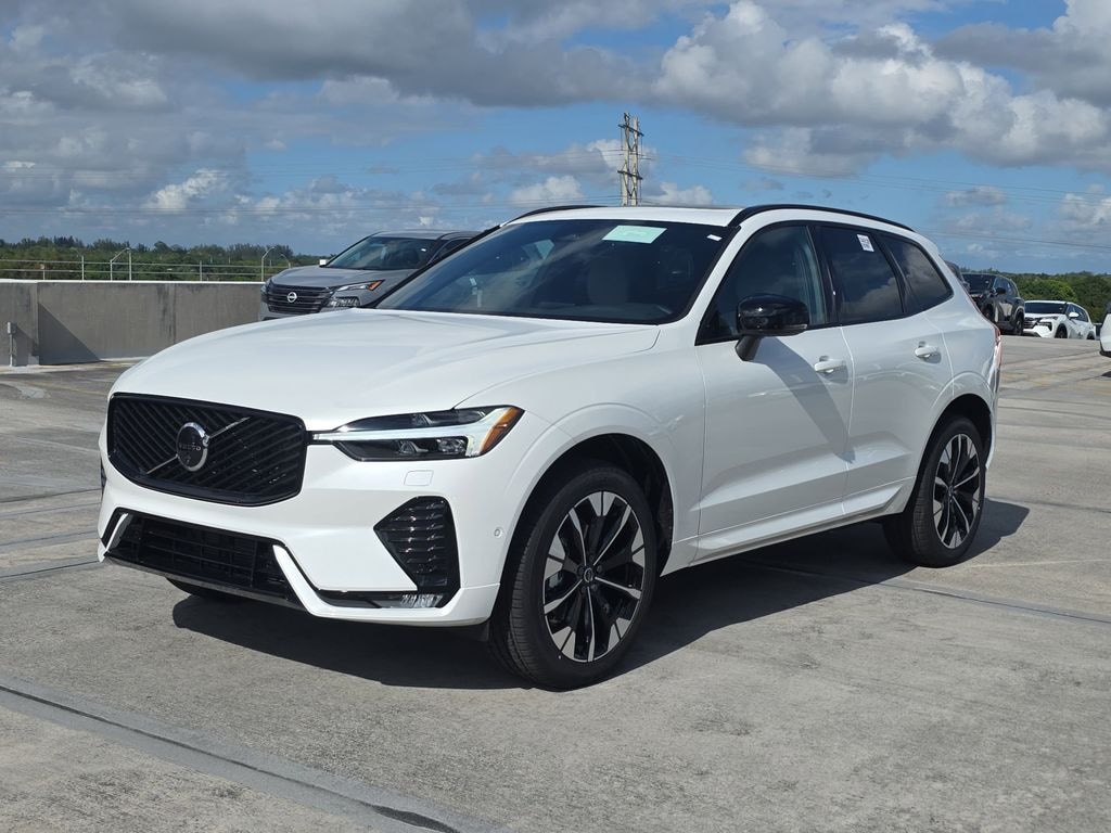 New 2026 Volvo XC60 B5 Plus SUV