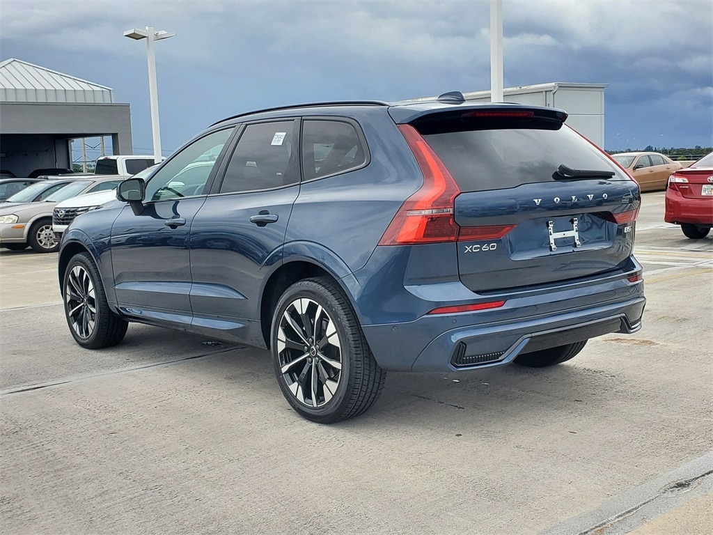 New 2026 Volvo XC60 B5 Plus SUV