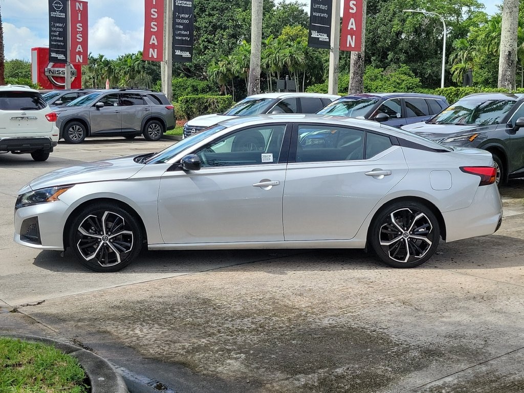Used 2024 Nissan Altima 2.5 SR Sedan