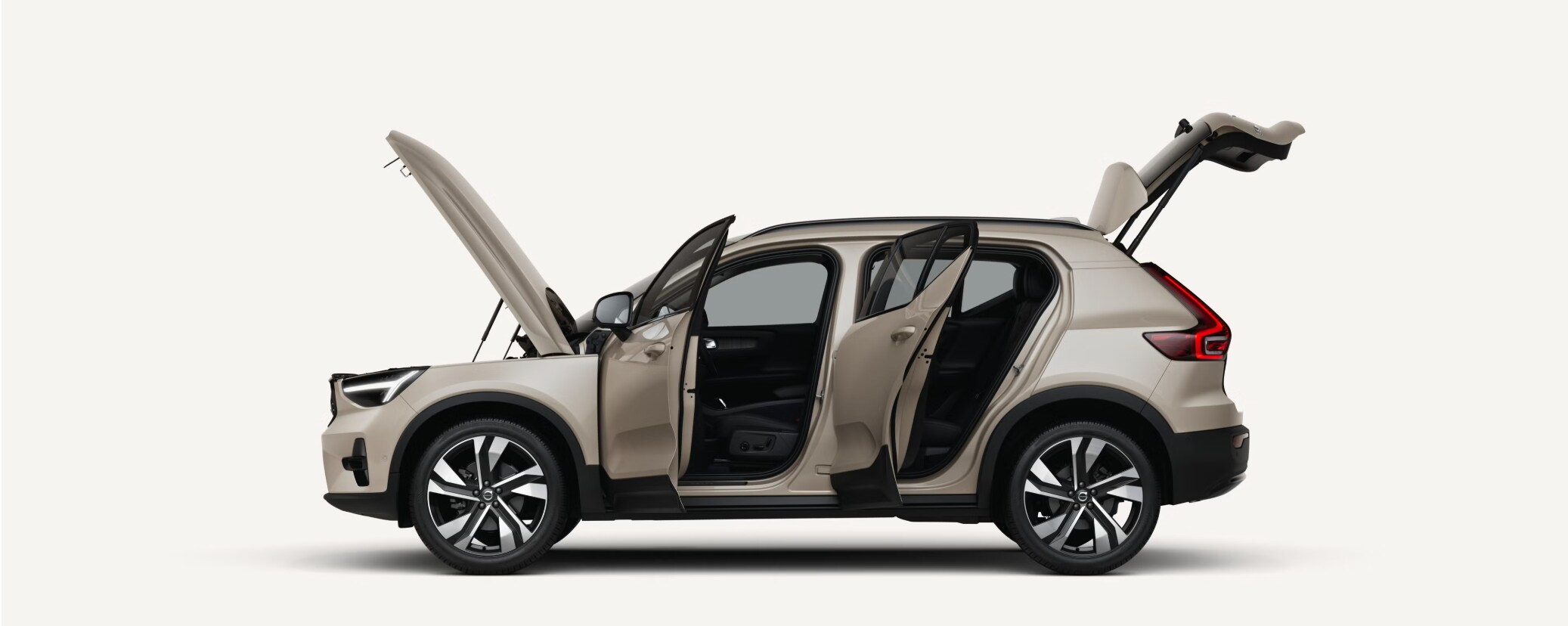 XC40 with doors open