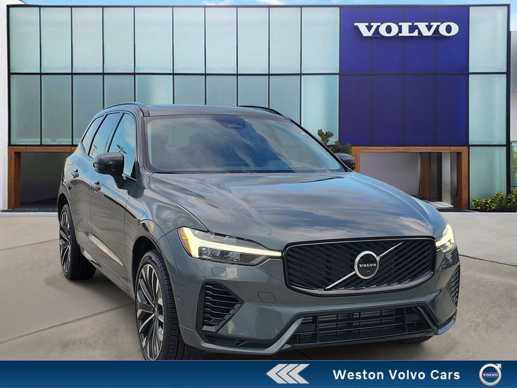 New 2026 Volvo XC60 plug-in hybrid T8 Ultra SUV