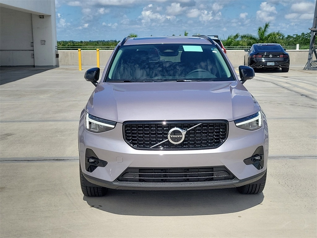 New 2026 Volvo XC40 B4 Plus SUV