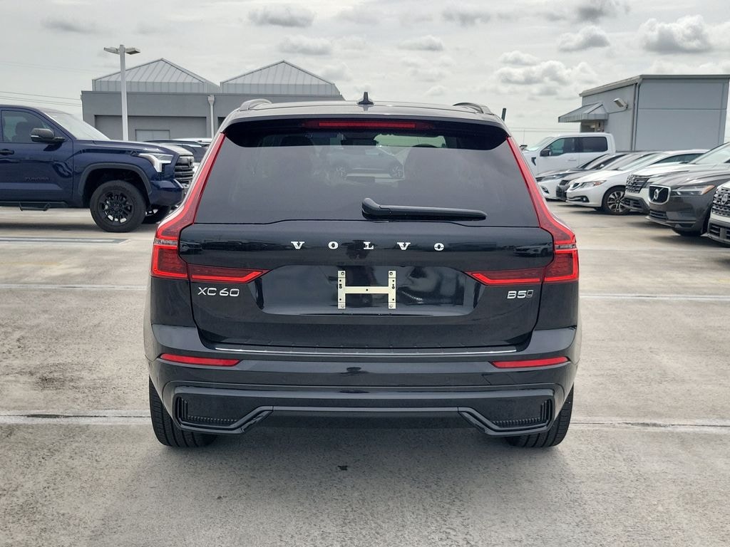 New 2026 Volvo XC60 B5 Ultra SUV