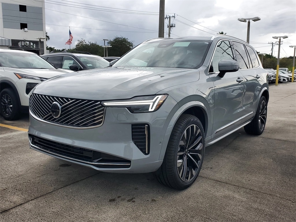 New 2026 Volvo XC90 B6 Plus 7-Seater SUV