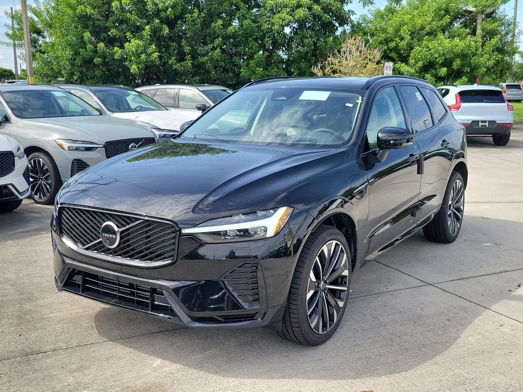 New 2026 Volvo XC60 plug-in hybrid T8 Ultra SUV