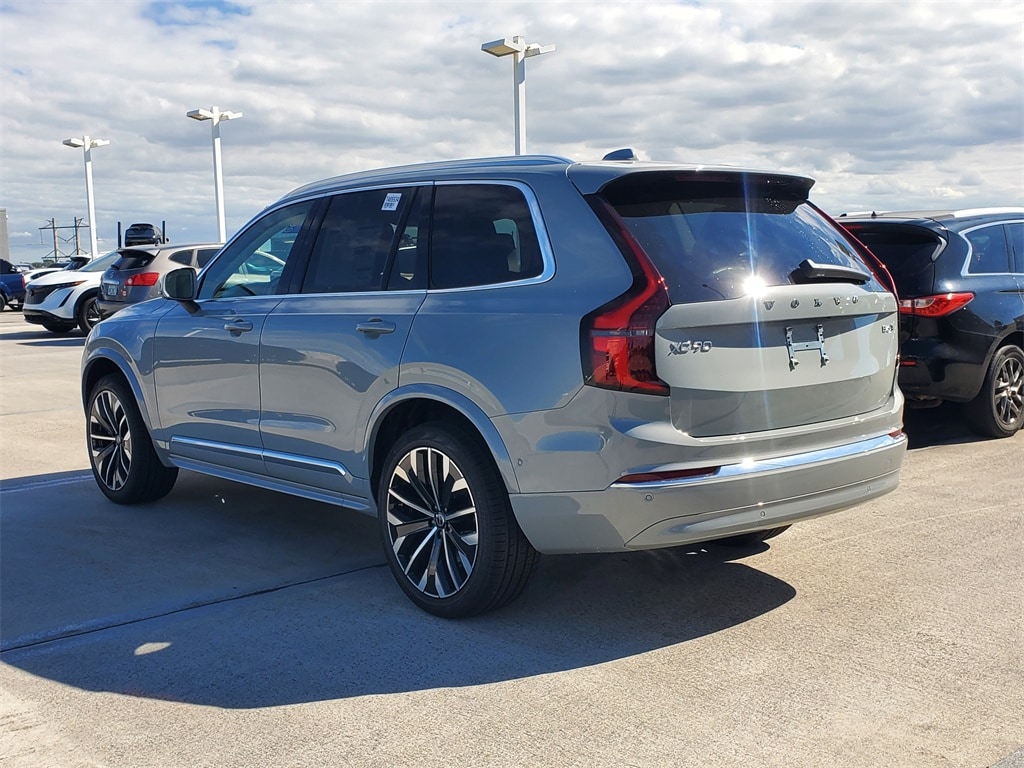 New 2026 Volvo XC90 B6 Plus 7-Seater SUV