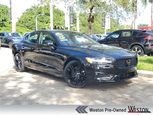 2024 Volvo S60 B5 Plus Black Edition Sedan
