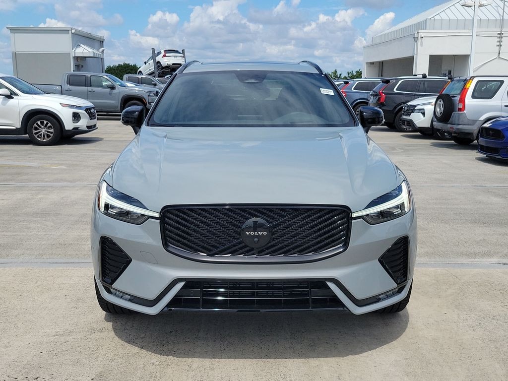 New 2026 Volvo XC60 B5 Ultra Black Edition SUV