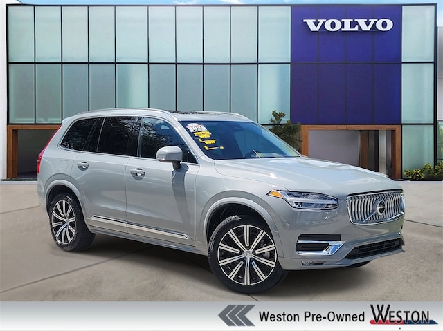 2025 Volvo XC90 B5 Core SUV