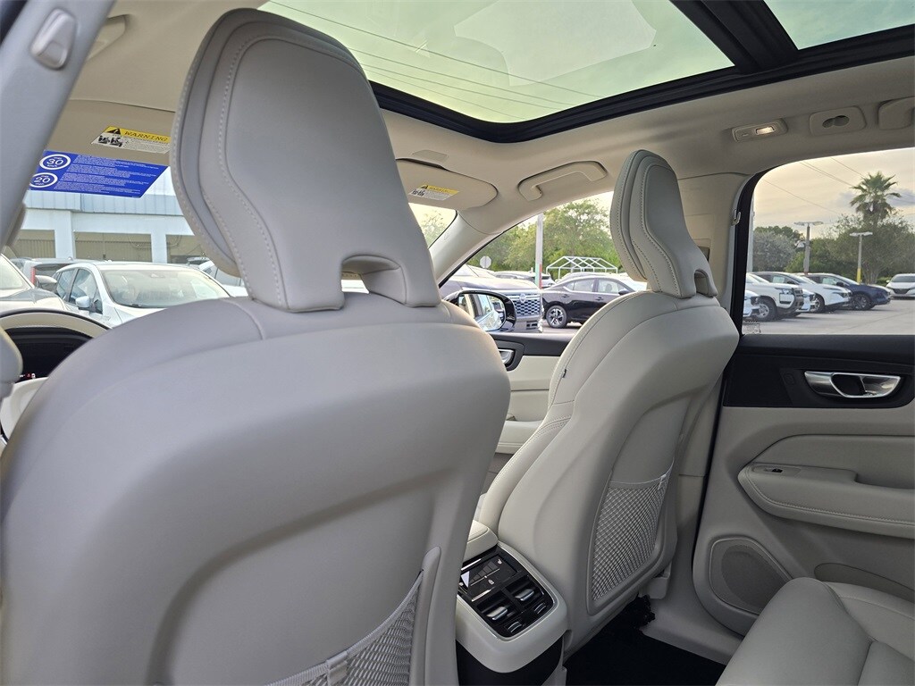 2026 Volvo XC60 Ultra - Photo 9