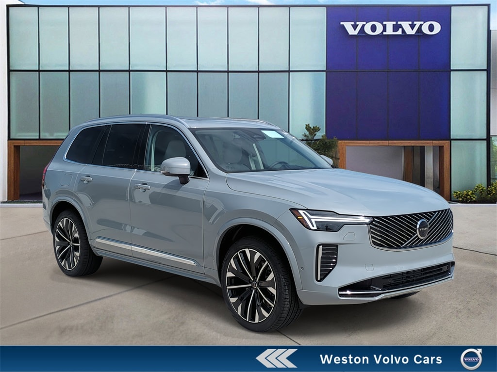 2026 Volvo XC90 plug-in hybrid T8 Ultra 7-Seater