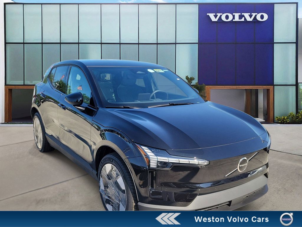 2026 Volvo EX30 Single Motor Plus's photo