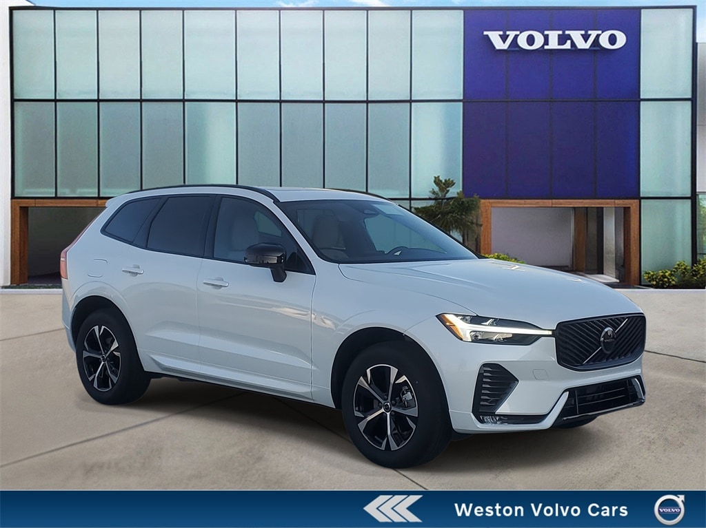 New 2026 Volvo XC60 B5 Core SUV