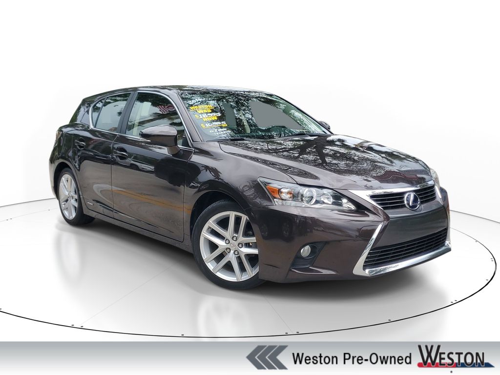 2016 Lexus CT 200h 200h's photo