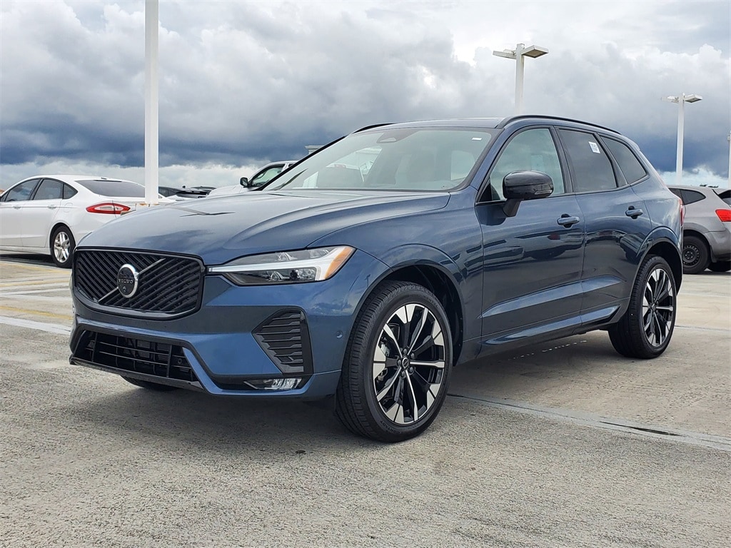 New 2026 Volvo XC60 B5 Plus SUV