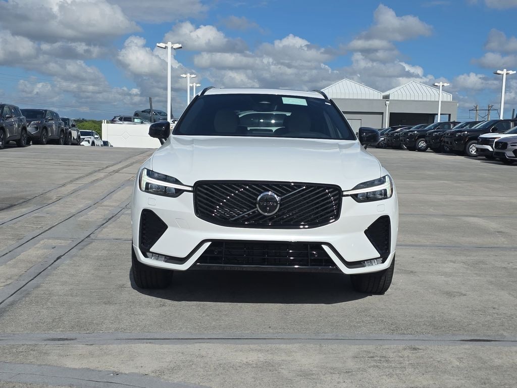 New 2026 Volvo XC60 B5 Plus SUV