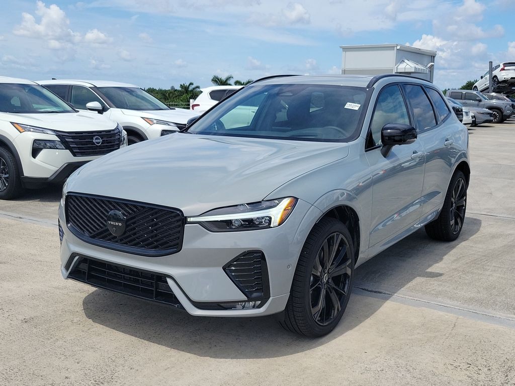 New 2026 Volvo XC60 B5 Ultra Black Edition SUV