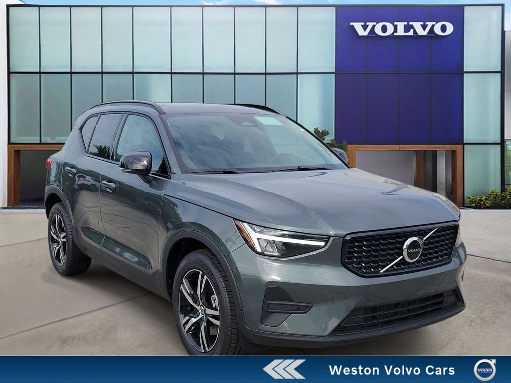  Volvo XC40