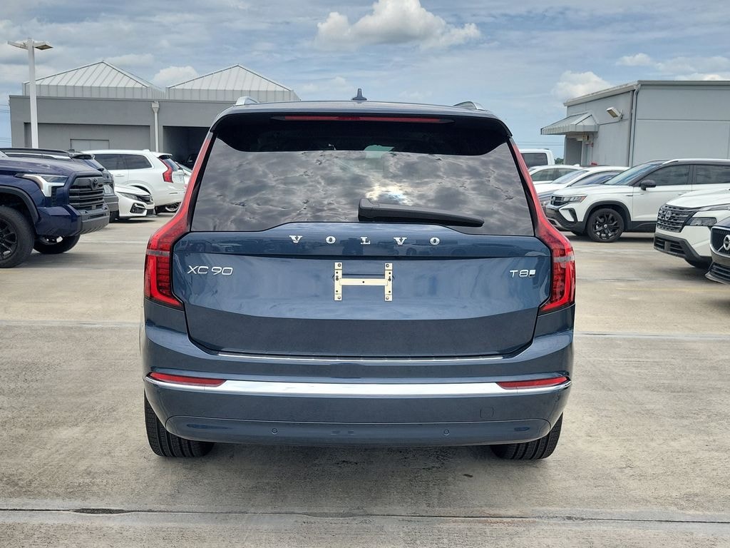 New 2026 Volvo XC90 plug-in hybrid T8 Ultra 7-Seater SUV