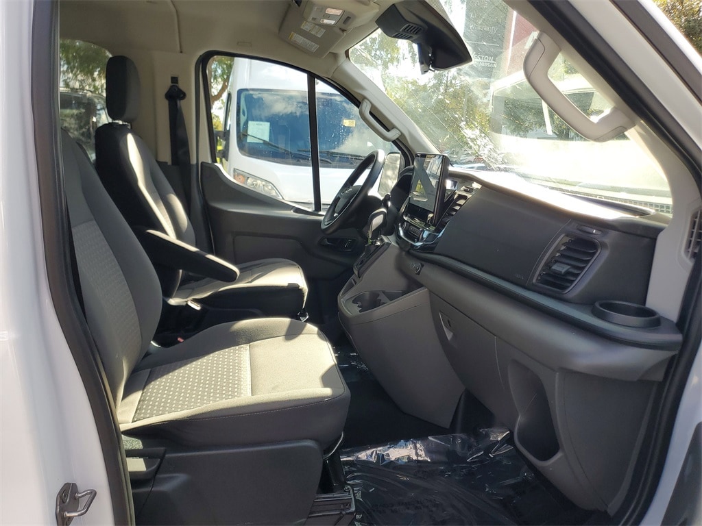 2023 Ford Transit Passenger Van XLT - Photo 8
