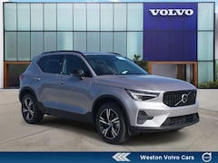 2026 Volvo XC40 B4 Core FWD SUV T776337