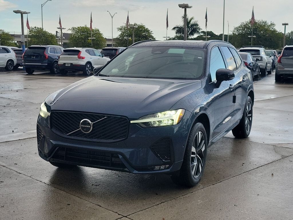 New 2026 Volvo XC60 B5 Plus SUV