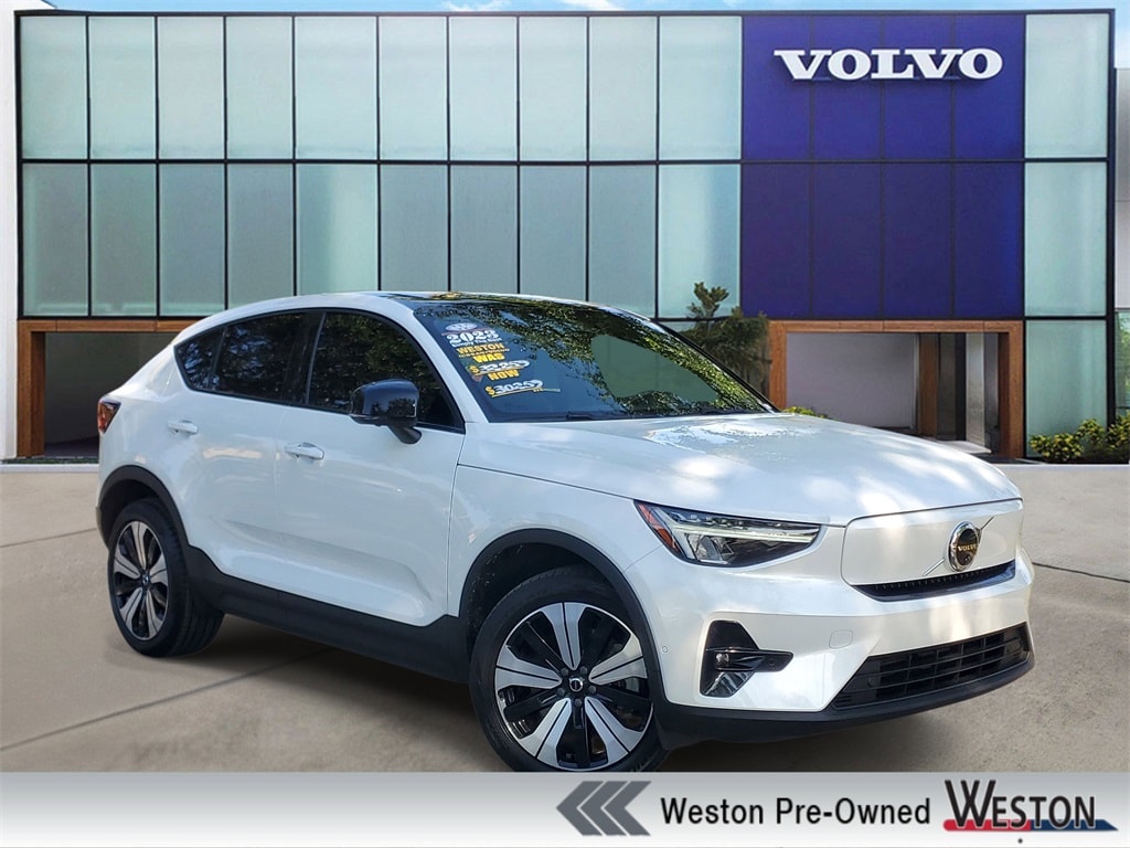 2023 Volvo C40 Plus
