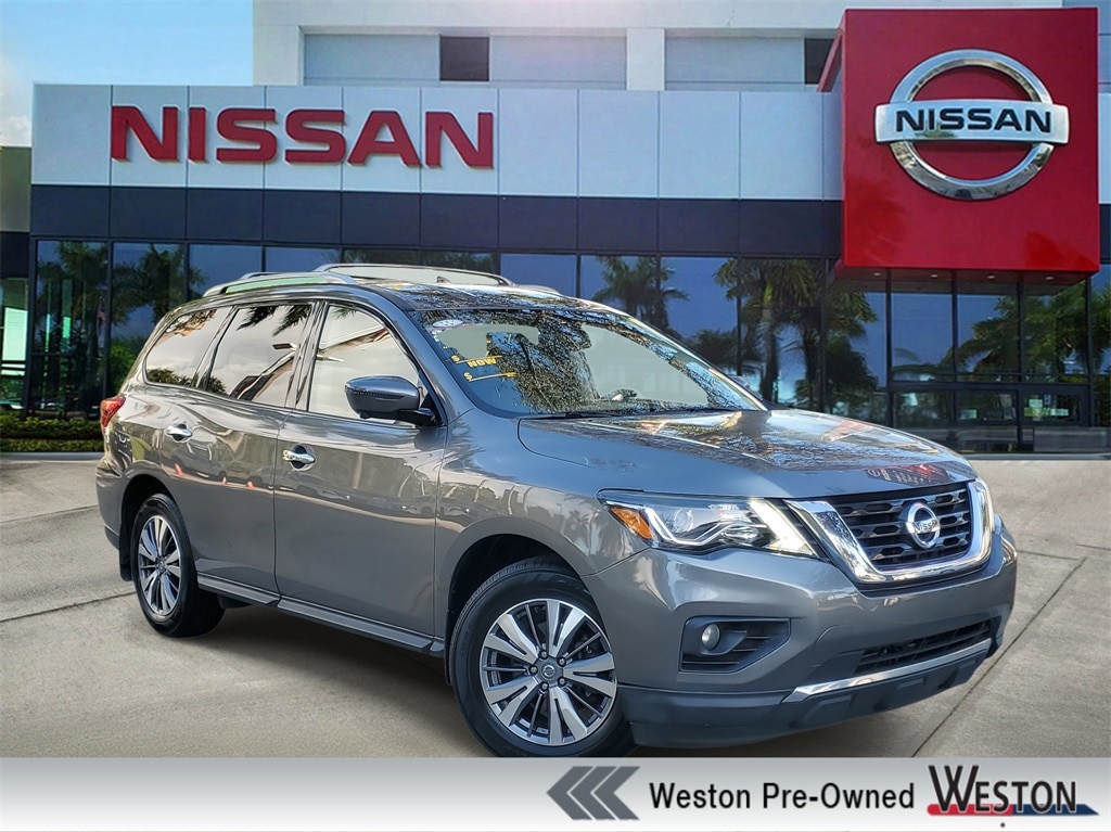 2020 Nissan Pathfinder SL