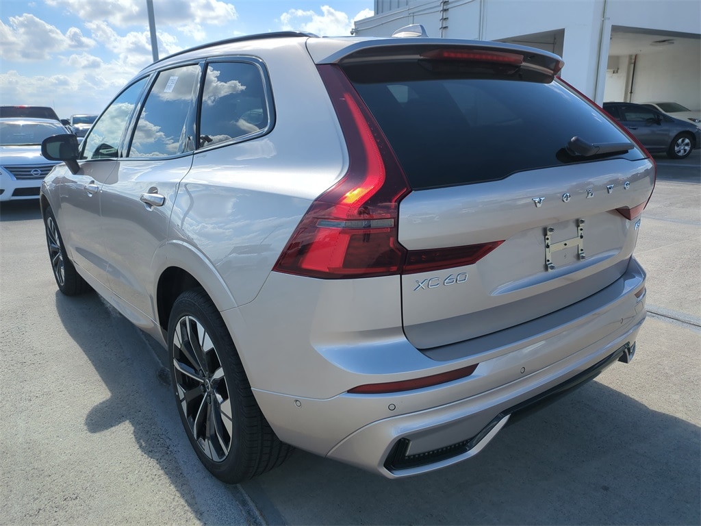 New 2026 Volvo XC60 B5 Plus SUV