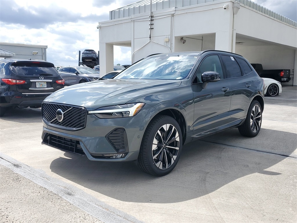 New 2026 Volvo XC60 B5 Plus SUV