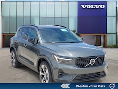 2026 Volvo XC40 B5 Plus AWD SUV T744779