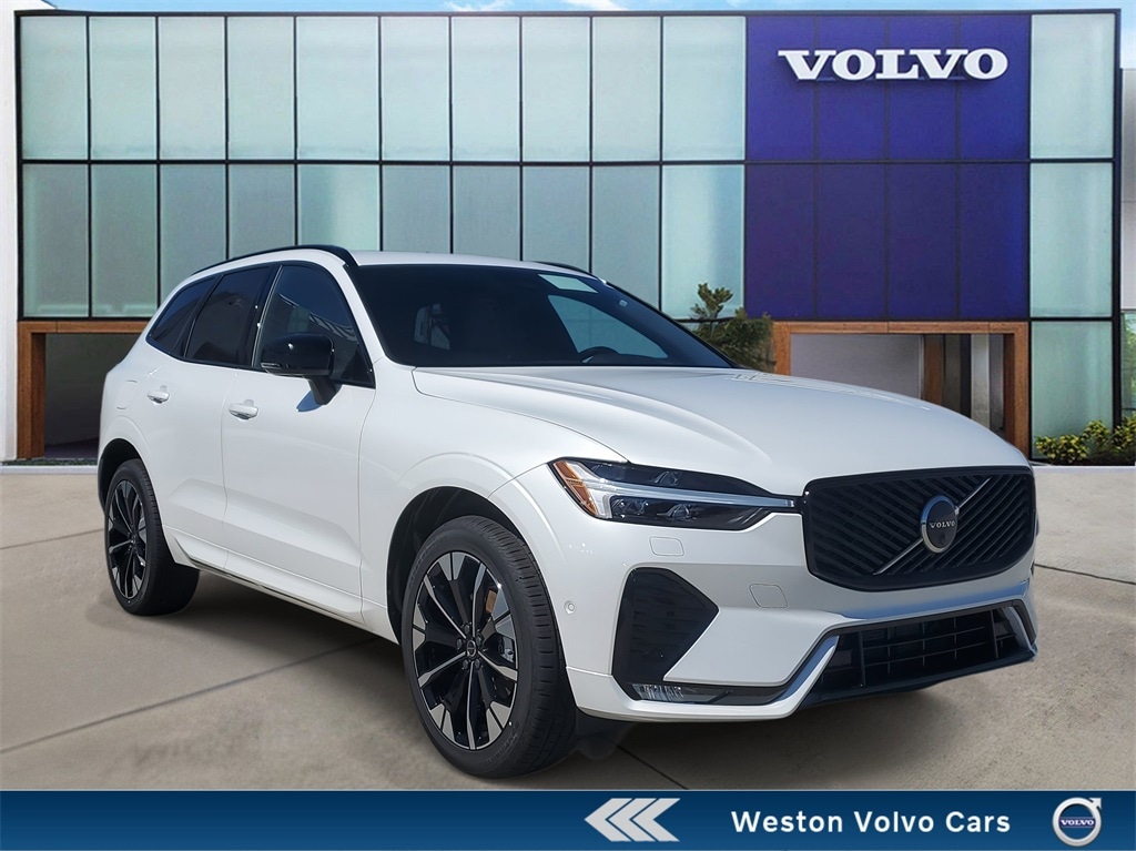 2026 Volvo XC60 Plus's photo