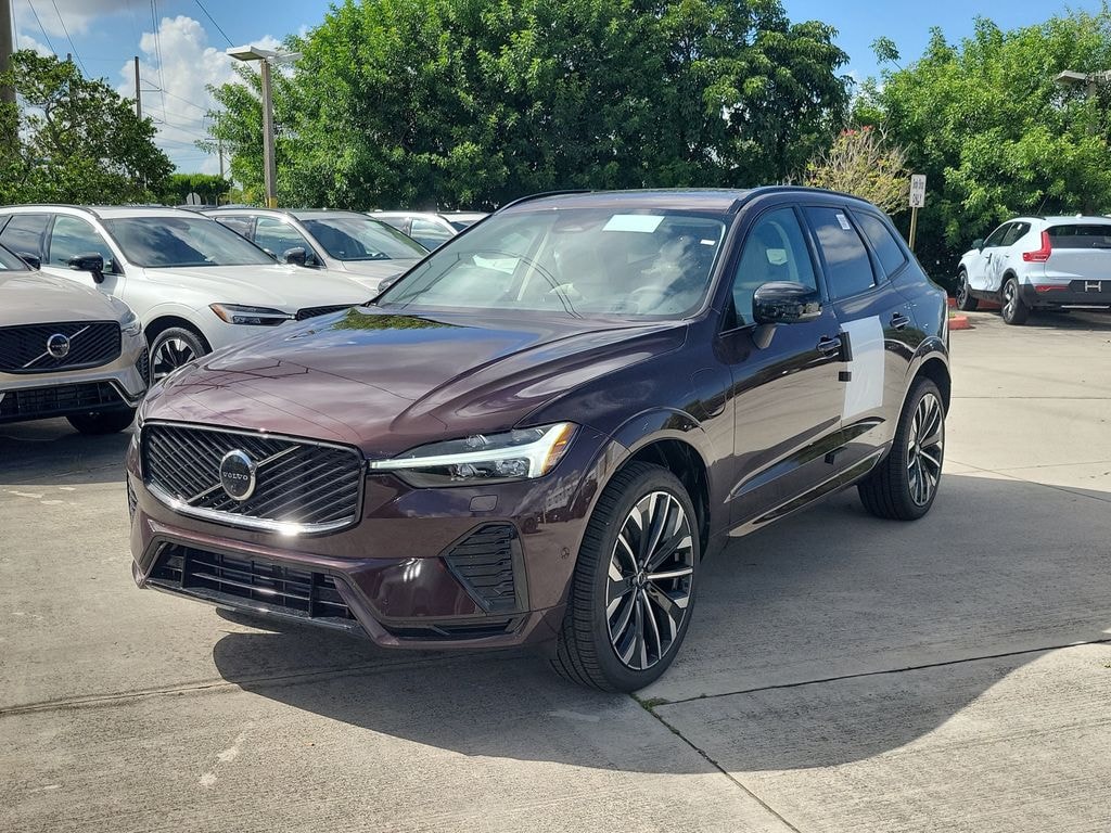 New 2026 Volvo XC60 plug-in hybrid T8 Ultra SUV