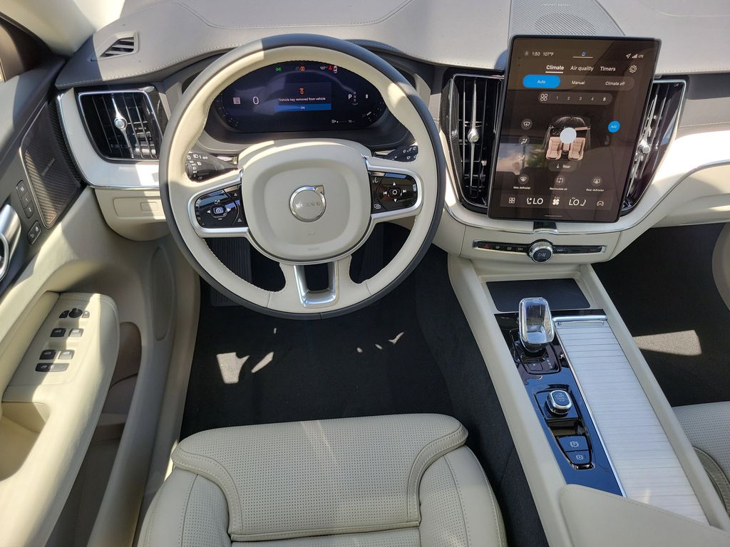 2026 Volvo XC60 Ultra - Photo 7
