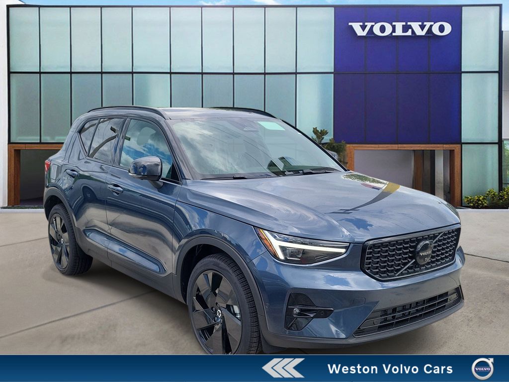  Volvo XC40