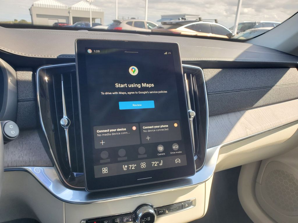 2026 Volvo XC90 Ultra - Photo 13