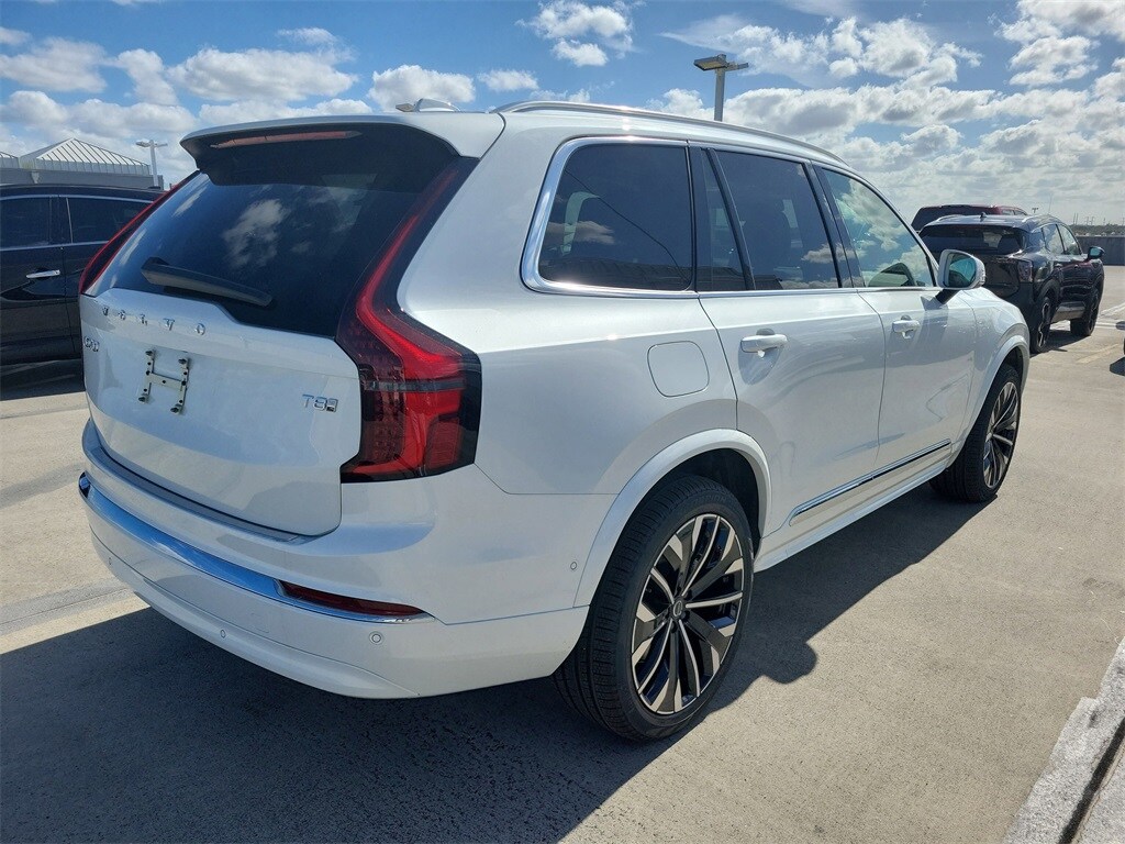 New 2026 Volvo XC90 plug-in hybrid T8 Ultra 7-Seater SUV