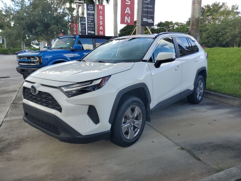 Used 2025 Toyota RAV4 XLE SUV