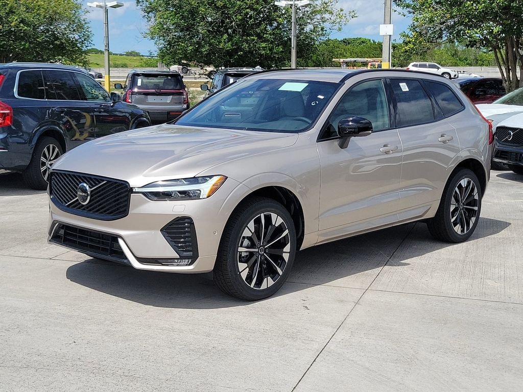 New 2026 Volvo XC60 B5 Plus SUV