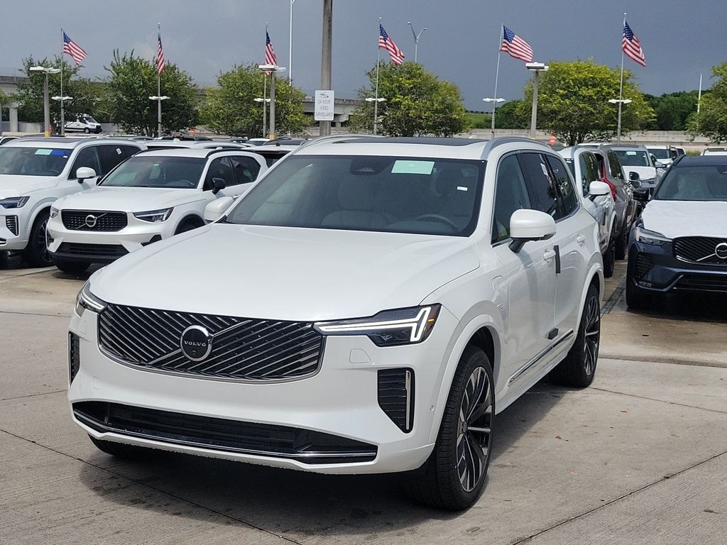 New 2026 Volvo XC90 plug-in hybrid T8 Plus 7-Seater SUV
