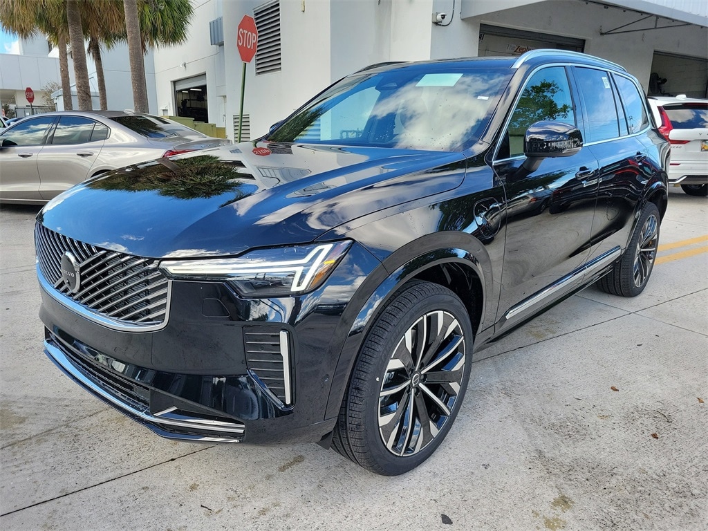 New 2026 Volvo XC90 plug-in hybrid T8 Ultra 7-Seater SUV