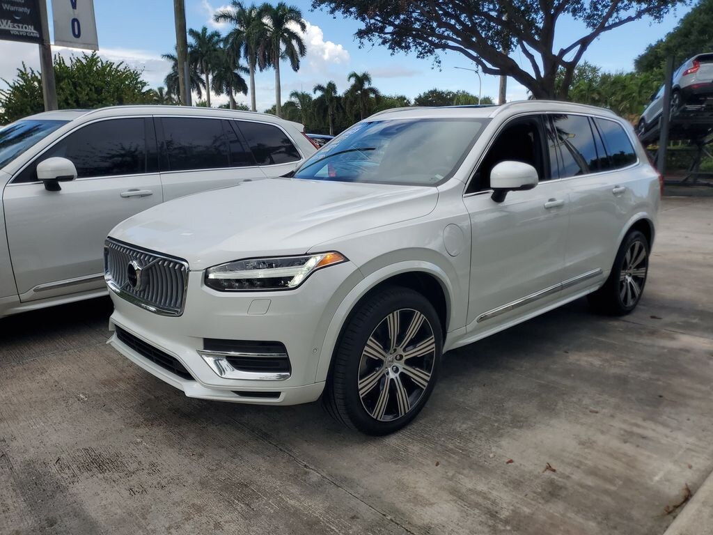 Certified 2024 Volvo XC90 Recharge Plug-In Hybrid T8 Plus Bright Theme 7 Passenger SUV