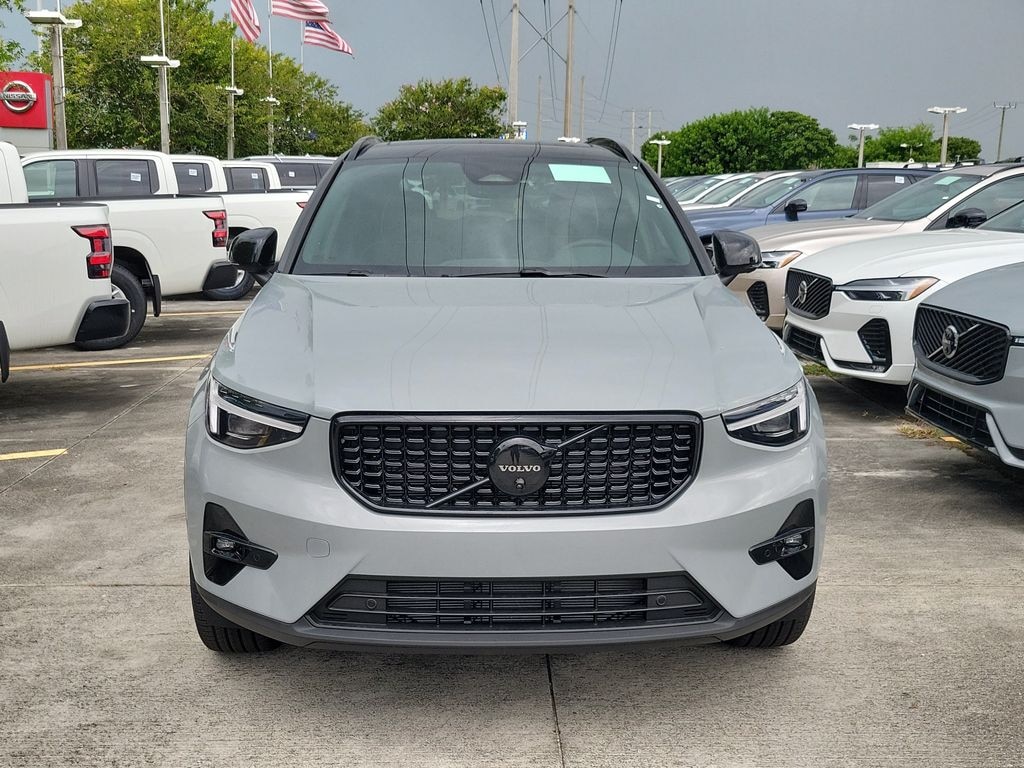 New 2026 Volvo XC40 B5 Ultra Black Edition SUV