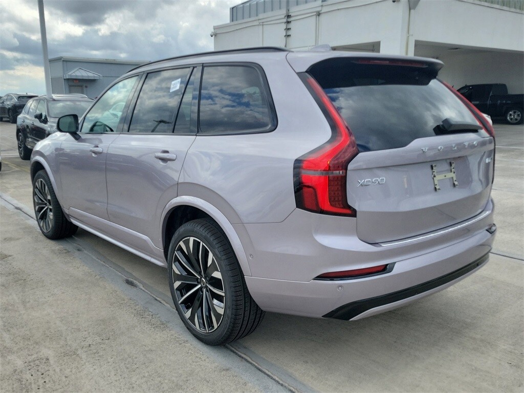 New 2026 Volvo XC90 B6 Ultra Dark Theme 7-Seater SUV