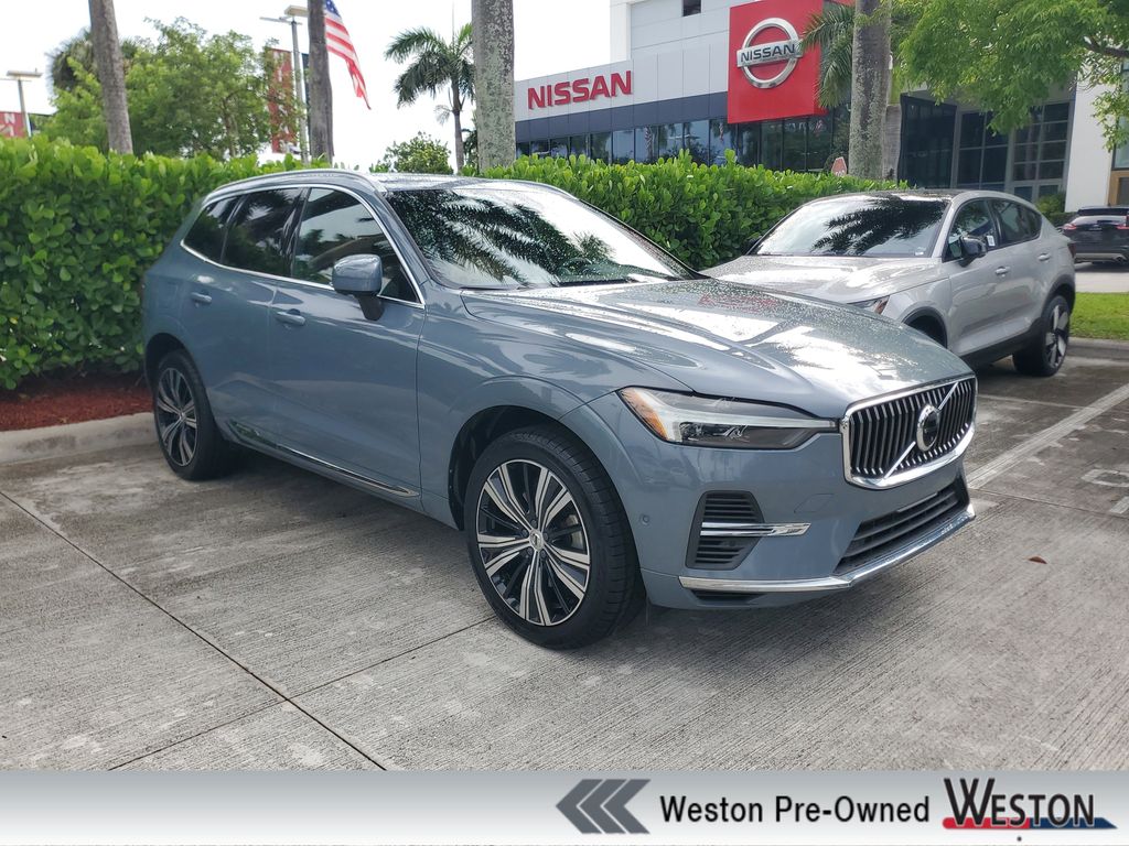 2022 Volvo XC60 T8 Recharge Inscription PHEV AWD's photo