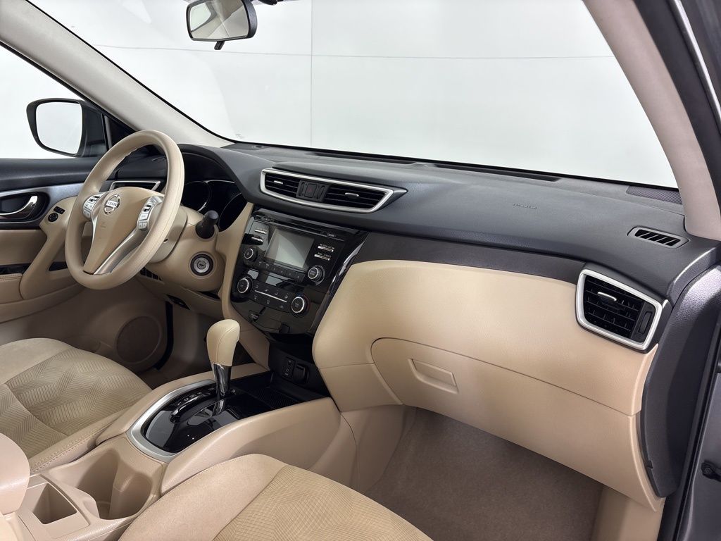 Thumbnail: 2015 Nissan Rogue - 13